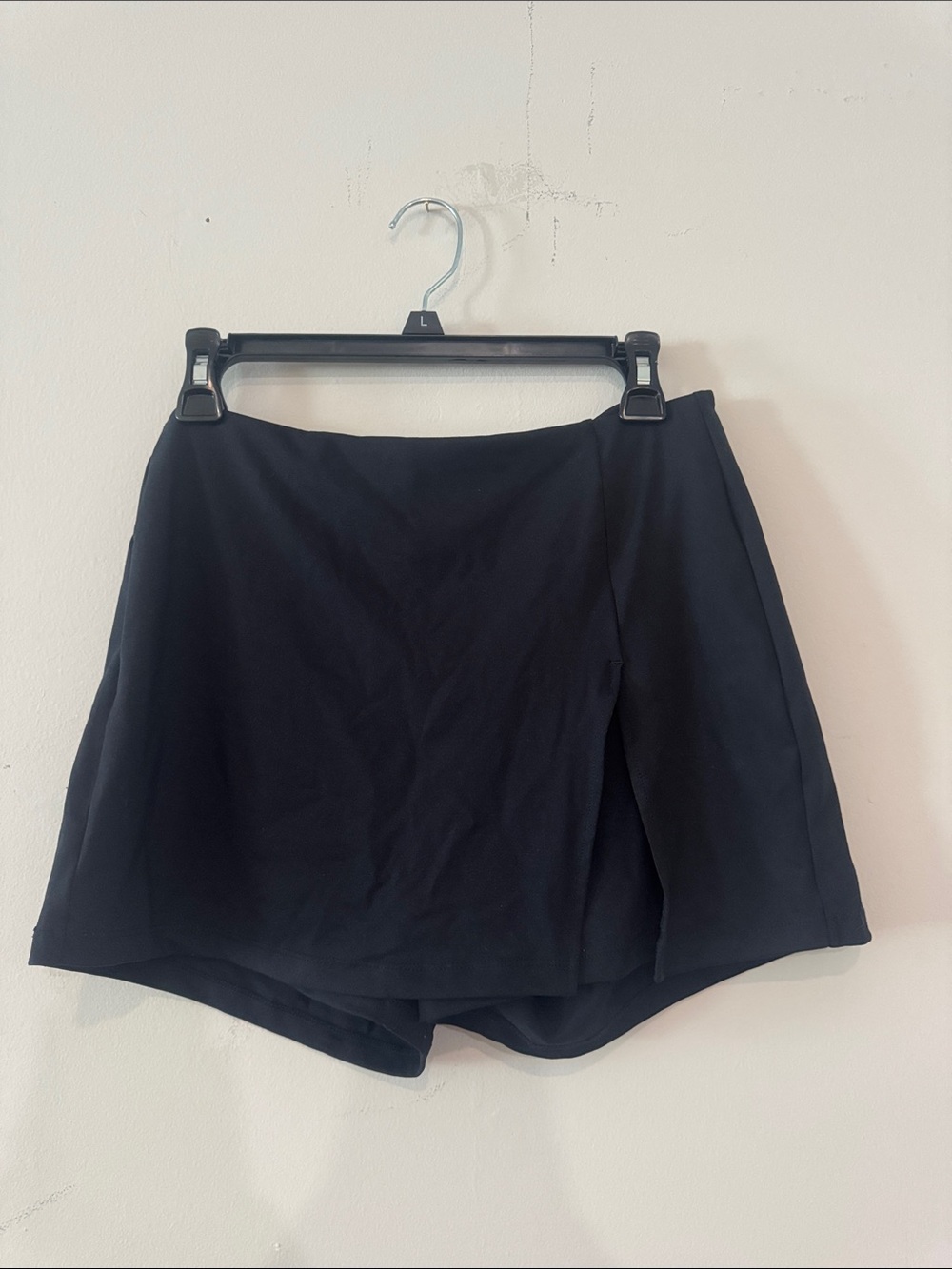 Black Women's Skort Shorts - Sleek Everyday Style